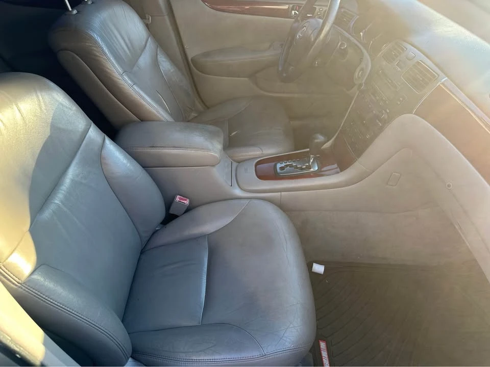 2003 Lexus ES 4th Gen - Image 8 of 11