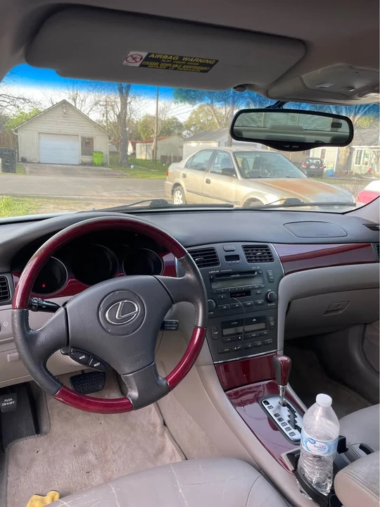 2003 Lexus ES 4th Gen - Image 5 of 8