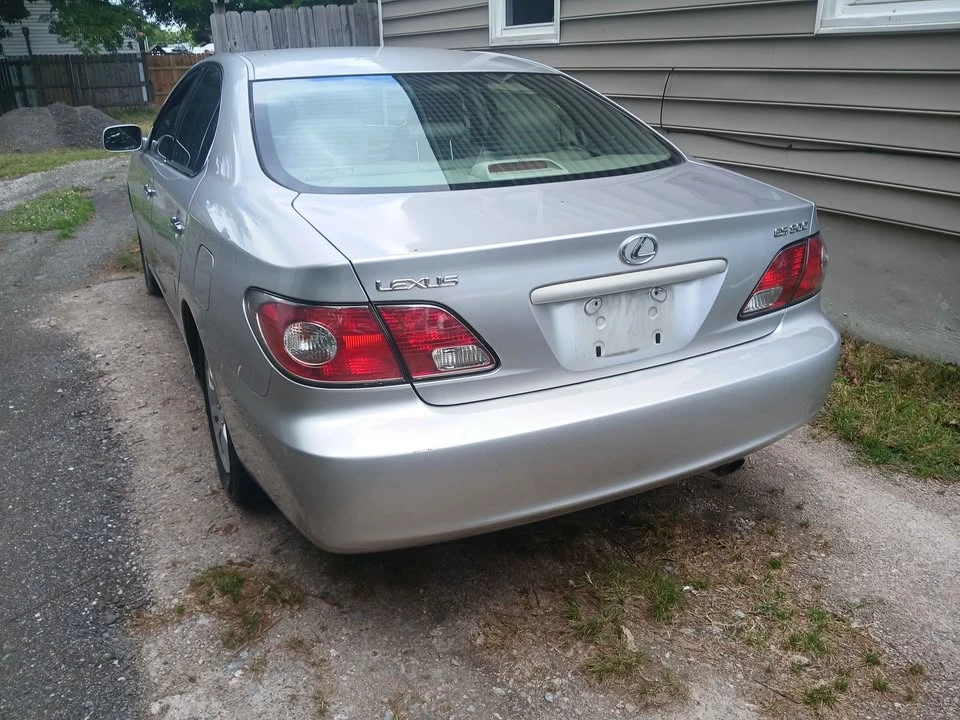 2003 Lexus ES 4th Gen - Image 4 of 14