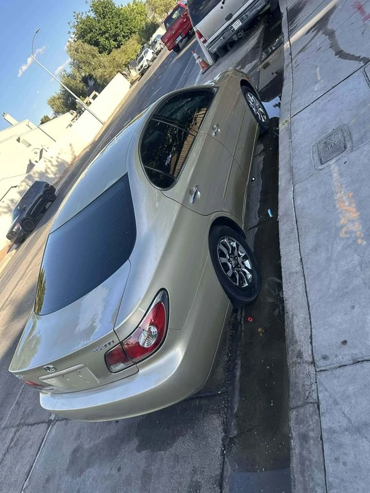 2003 Lexus ES 4th Gen - Image 4 of 9