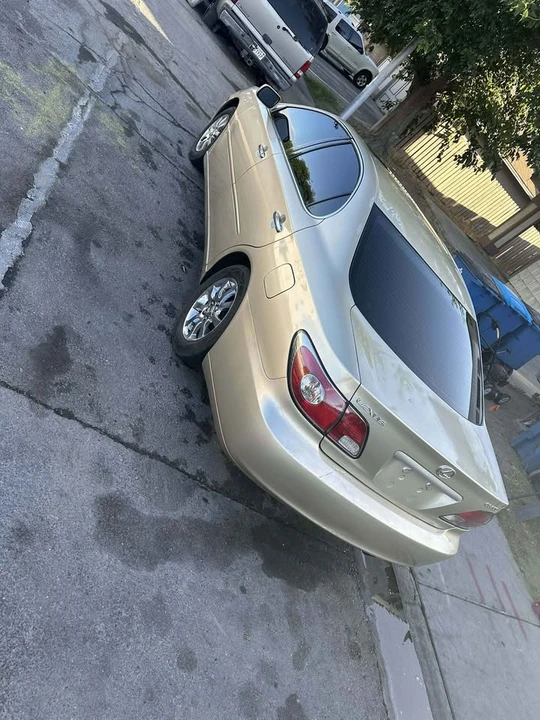 2003 Lexus ES 4th Gen - Image 5 of 9