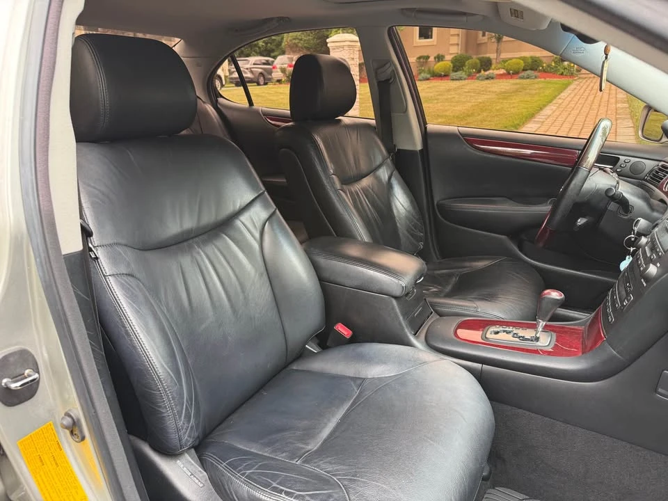 2003 Lexus ES 4th Gen - Image 11 of 13