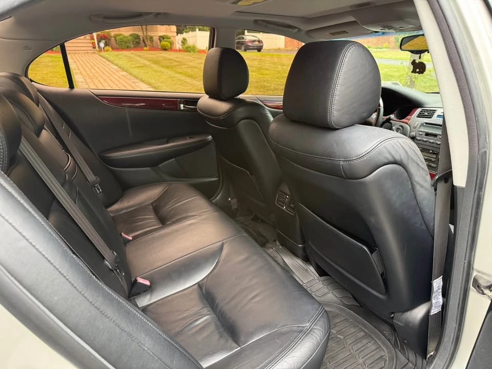 2003 Lexus ES 4th Gen - Image 12 of 13