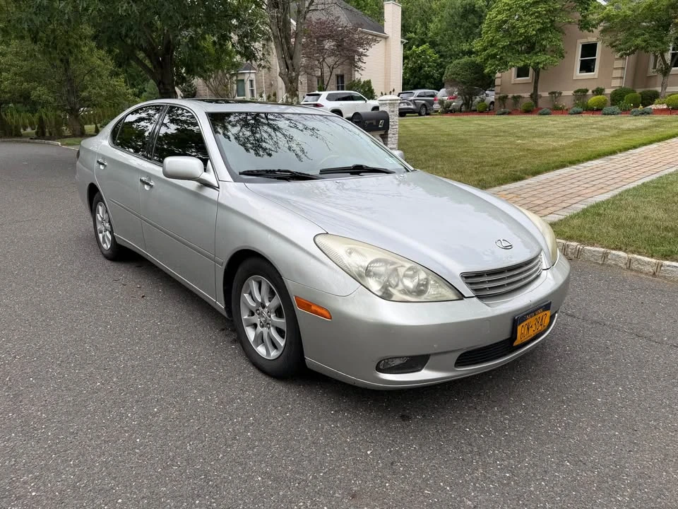 2003 Lexus ES 4th Gen - Image 3 of 13