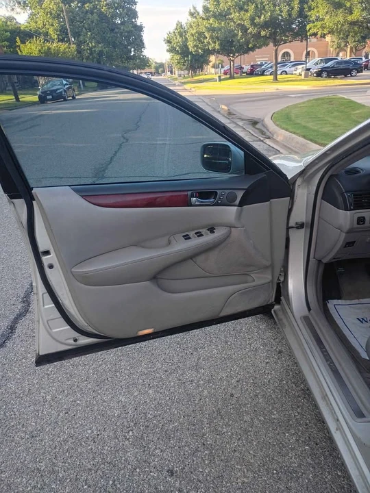 2003 Lexus ES 4th Gen - Image 7 of 7
