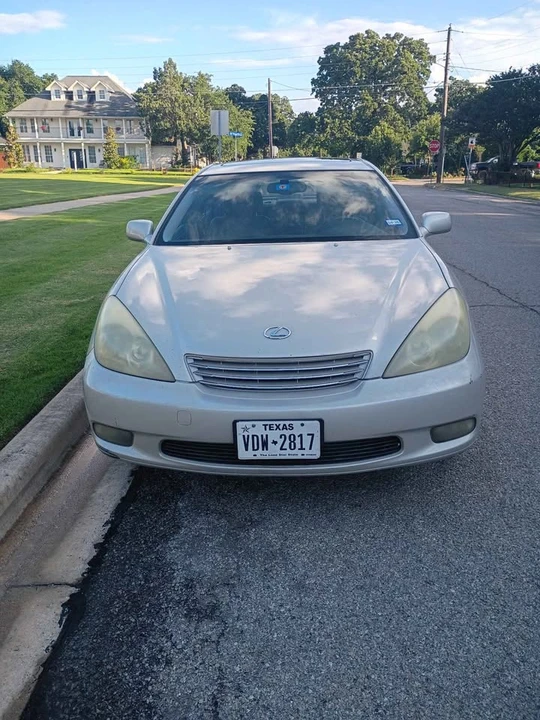 2003 Lexus ES 4th Gen - Image 2 of 7