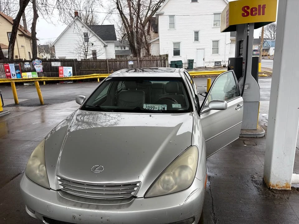 2003 Lexus ES 4th Gen - Image 3 of 4