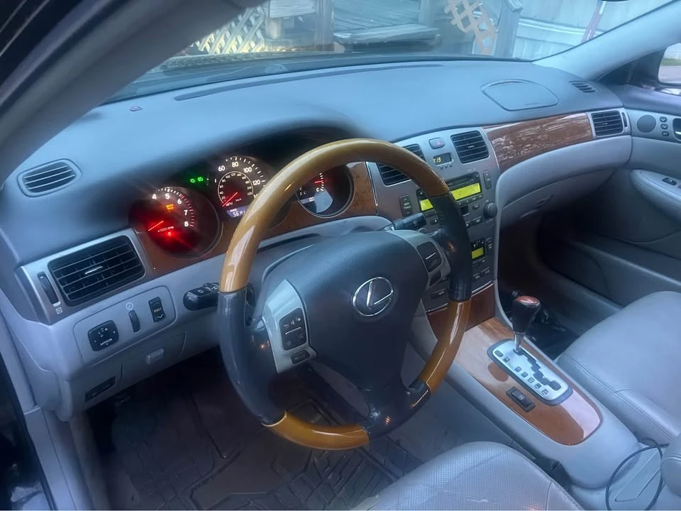2003 Lexus ES 4th Gen - Image 3 of 5