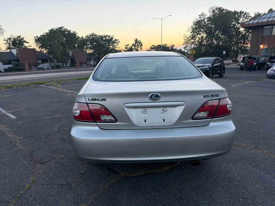 2003 Lexus ES 4th Gen - Image 6 of 20