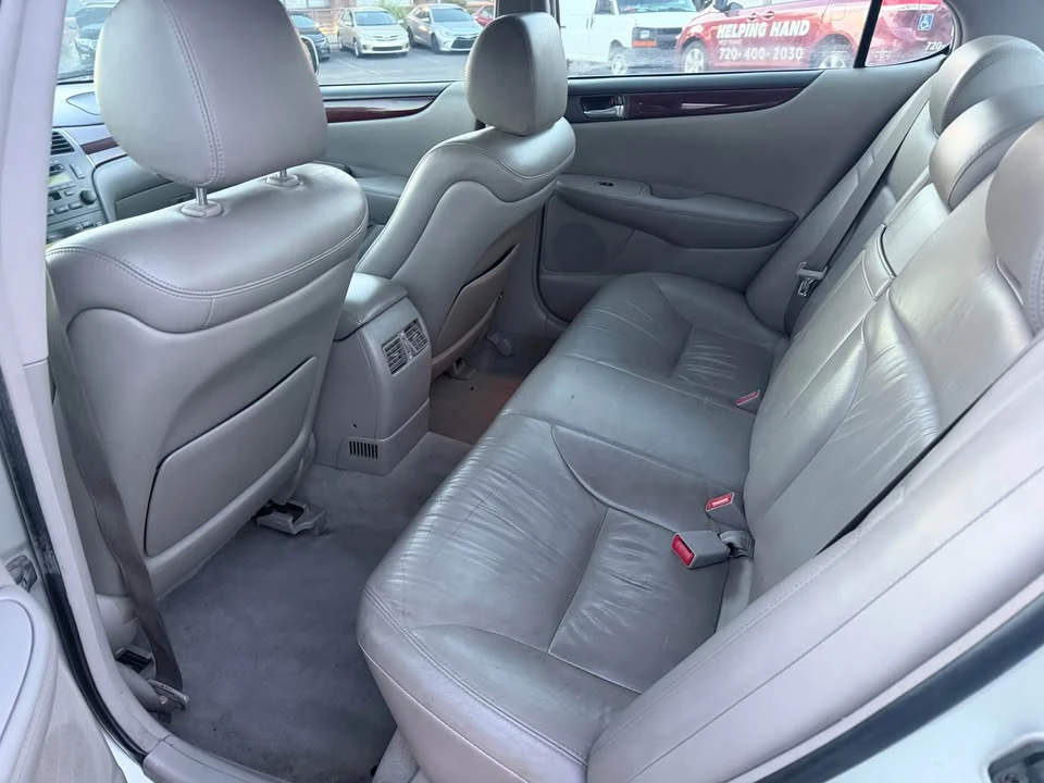 2003 Lexus ES 4th Gen - Image 10 of 20