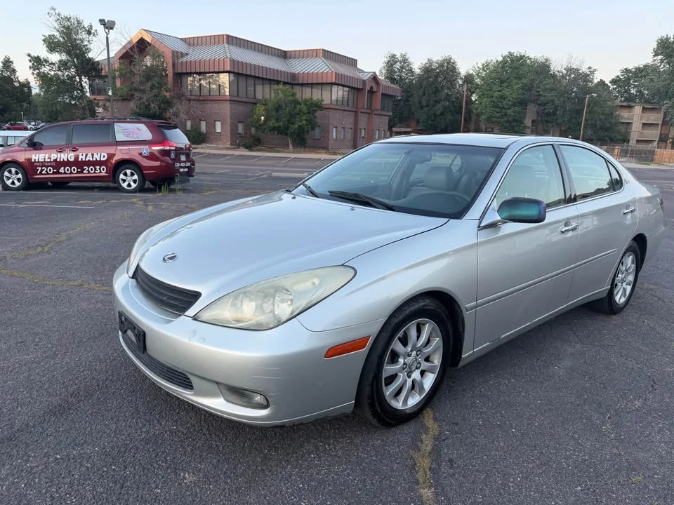 2003 Lexus ES 4th Gen - Image 3 of 20