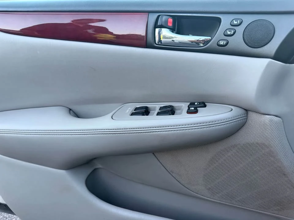 2003 Lexus ES 4th Gen - Image 18 of 20