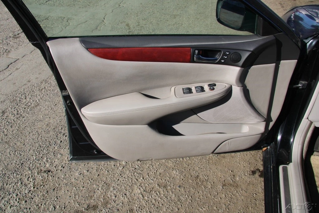 2003 Lexus ES 4th Gen - Image 14 of 21