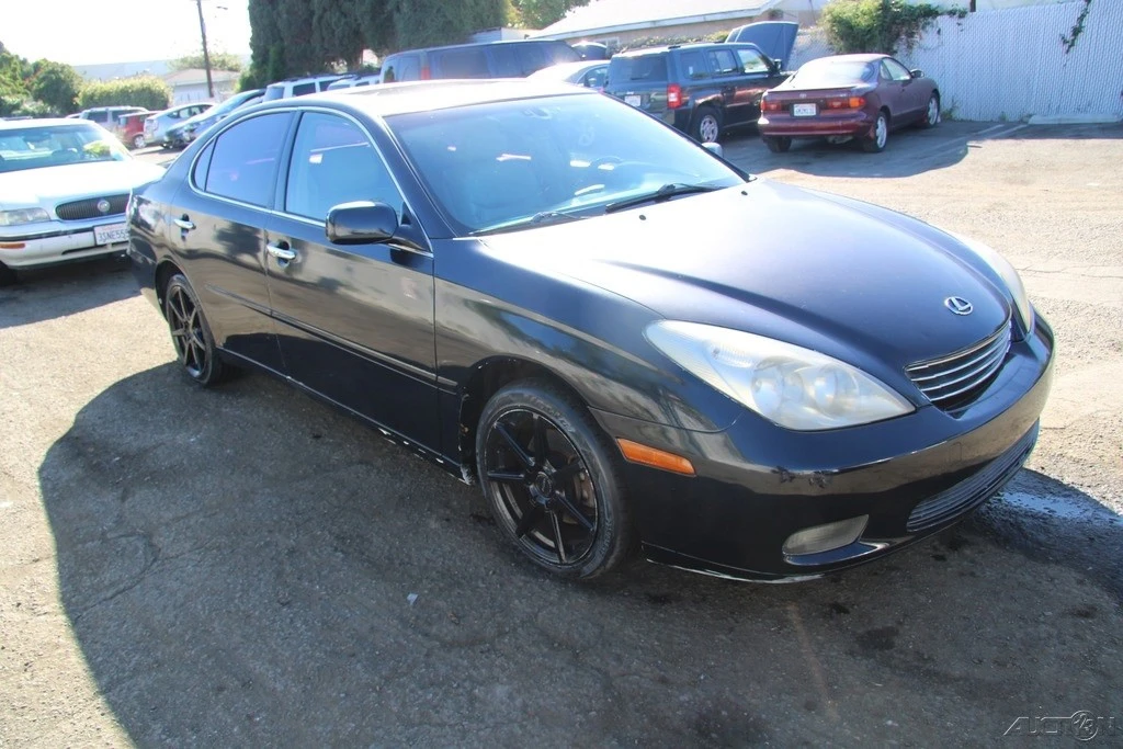 2003 Lexus ES 4th Gen - Image 10 of 21