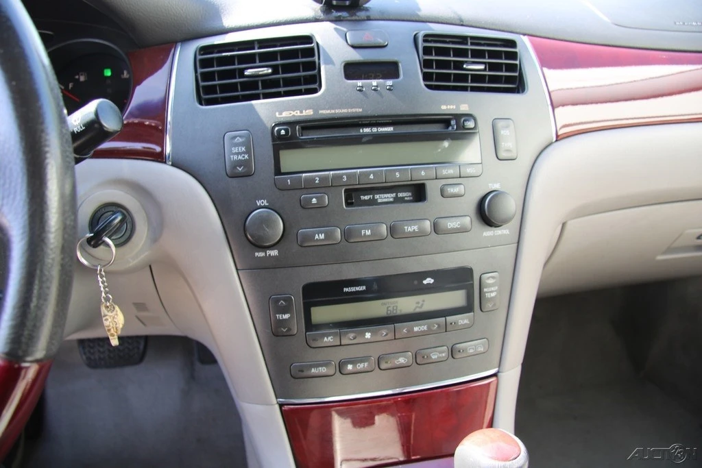 2003 Lexus ES 4th Gen - Image 18 of 21