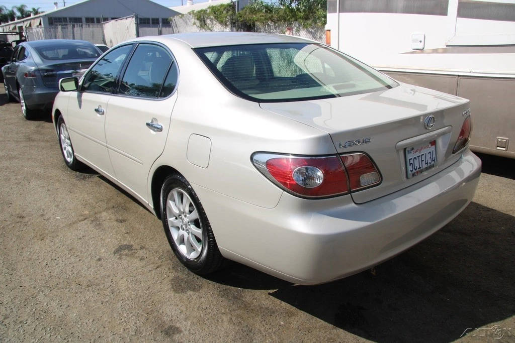 2003 Lexus ES 4th Gen - Image 7 of 21