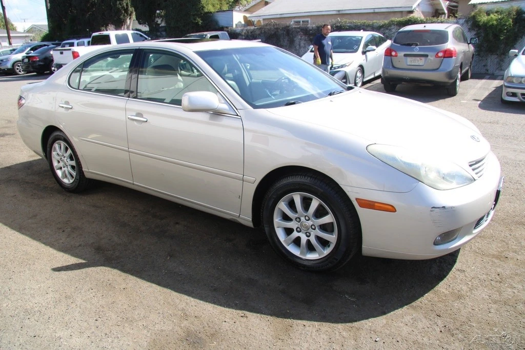 2003 Lexus ES 4th Gen - Image 3 of 21