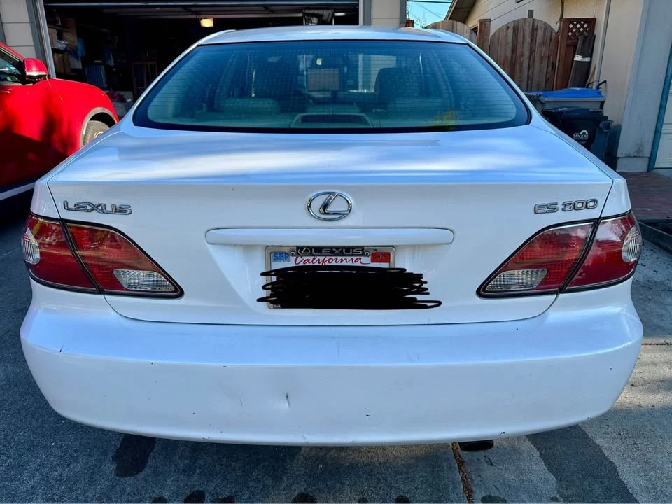 2003 Lexus ES 4th Gen - Image 4 of 10