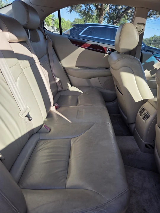 2003 Lexus ES 3rd Gen - Image 13 of 15