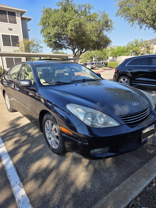 2003 Lexus ES 3rd Gen - Image 2 of 15
