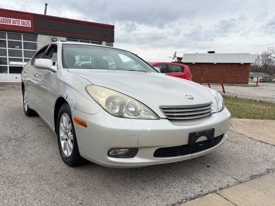 2003 Lexus ES 4th Gen - Image 3 of 19