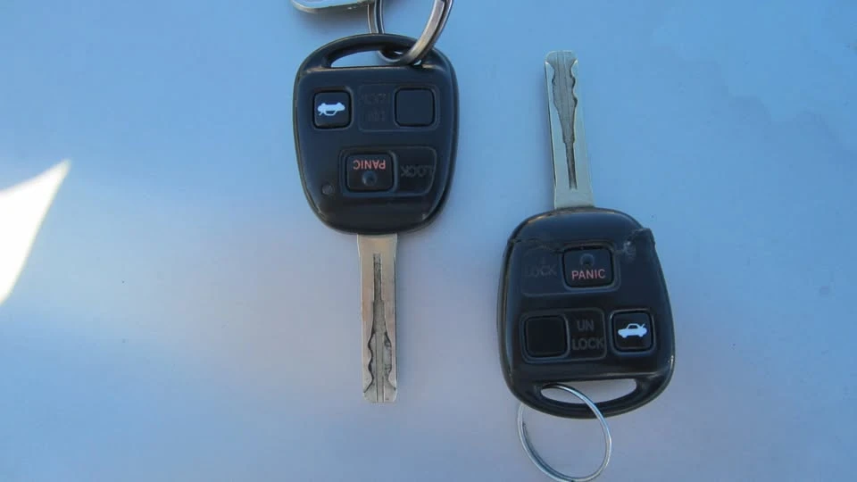 2003 Lexus ES 3rd Gen - Image 8 of 9