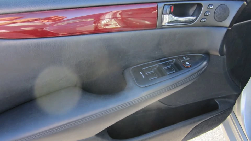 2003 Lexus ES 3rd Gen - Image 3 of 9
