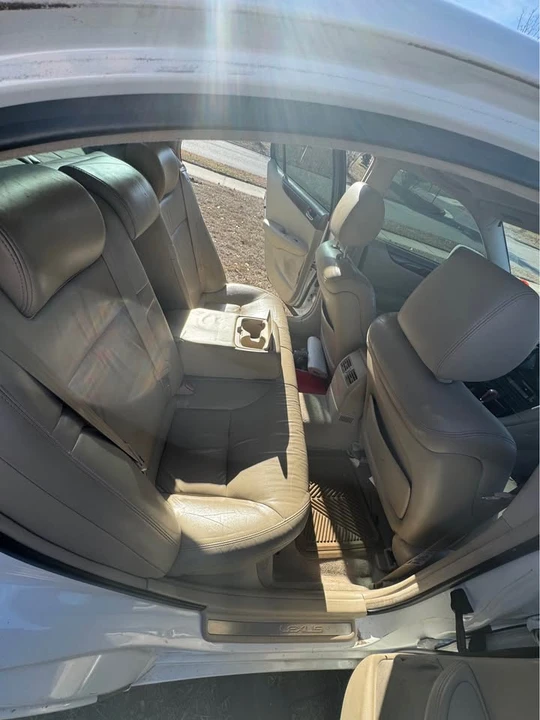 2003 Lexus ES 3rd Gen - Image 7 of 10