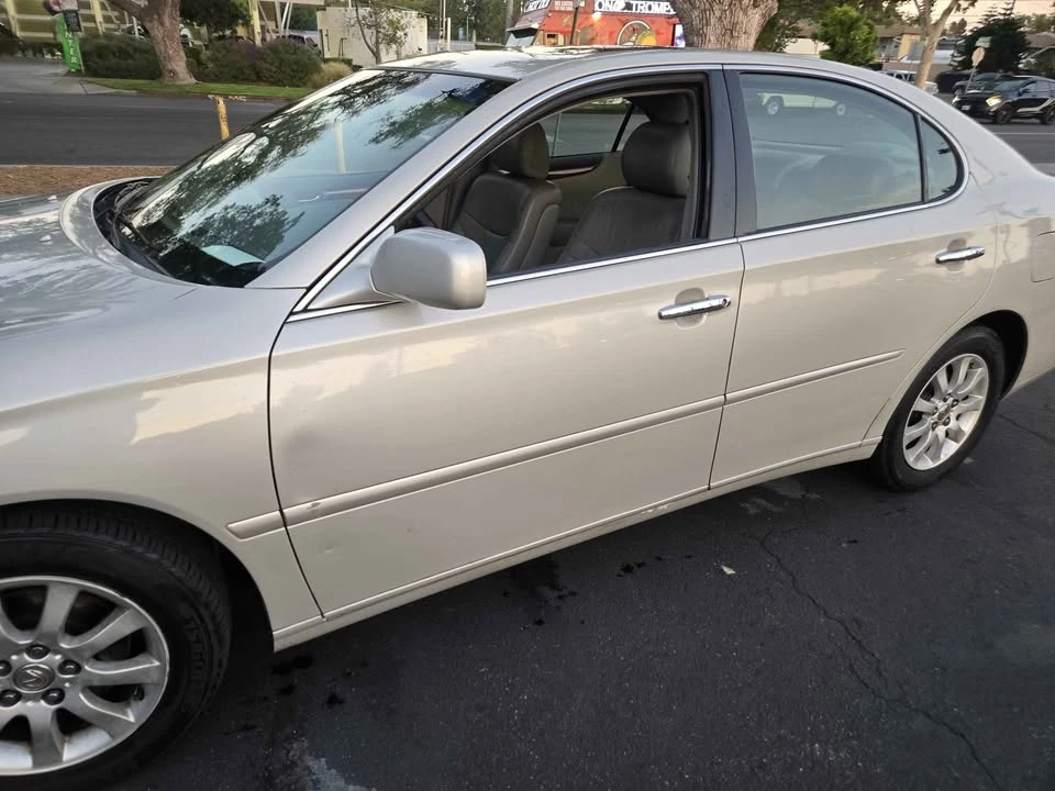 2003 Lexus GS 2nd Gen - Image 3 of 15