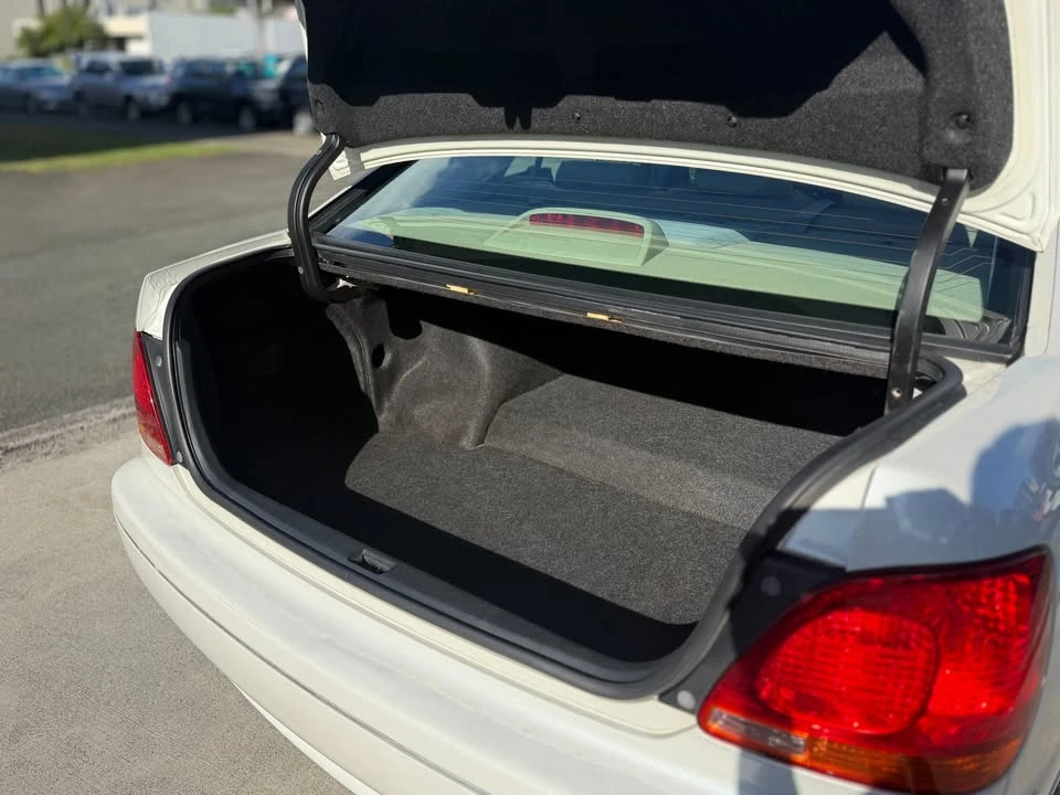 2003 Lexus GS 2nd Gen - Image 16 of 20