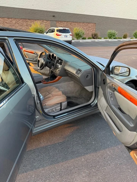 2003 Lexus GS 2nd Gen - Image 2 of 6