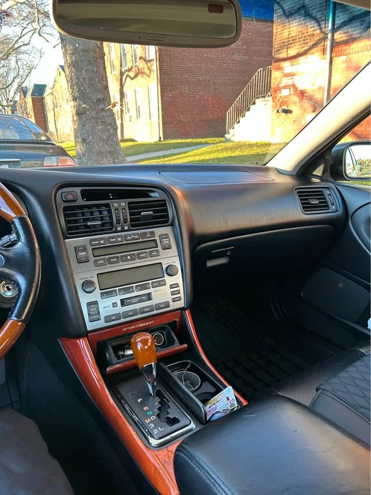 2003 Lexus GS 2nd Gen - Image 12 of 14