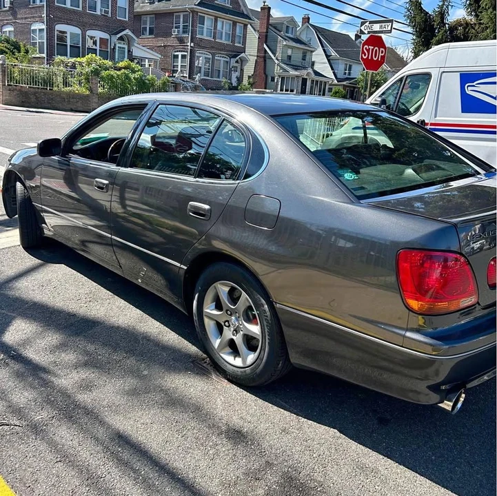 2003 Lexus GS 2nd Gen - Image 2 of 14