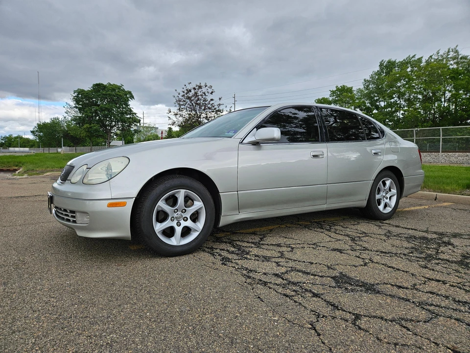 2003 Lexus GS 2nd Gen - Image 11 of 31