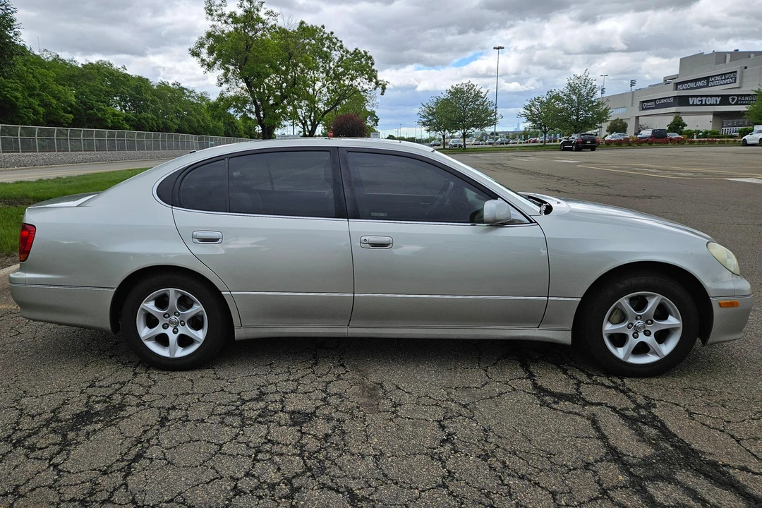 2003 Lexus GS 2nd Gen - Image 3 of 31