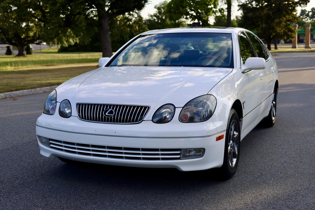 2003 Lexus GS 2nd Gen - Image 11 of 31