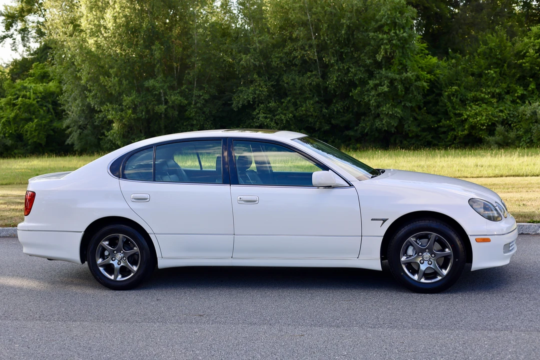 2003 Lexus GS 2nd Gen - Image 23 of 31
