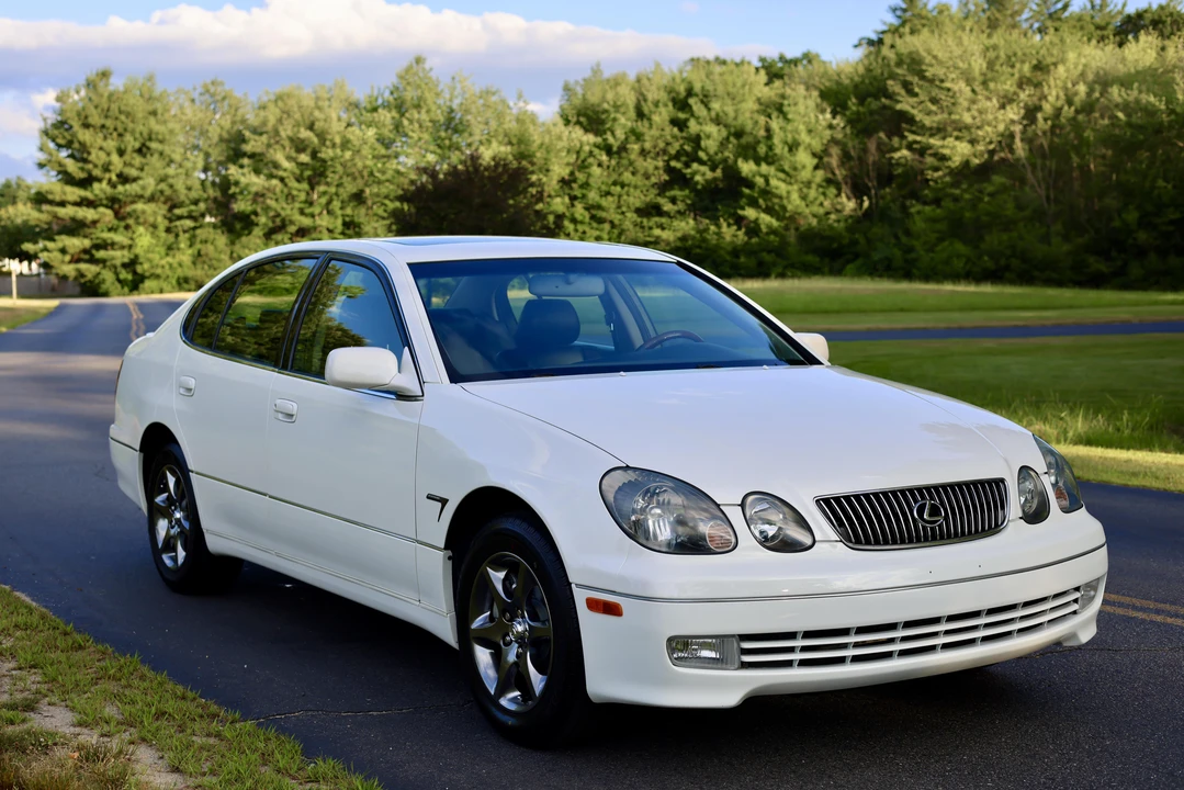 2003 Lexus GS 2nd Gen - Image 26 of 31
