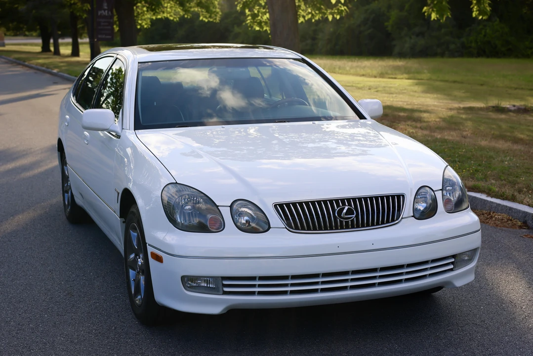 2003 Lexus GS 2nd Gen - Image 28 of 31