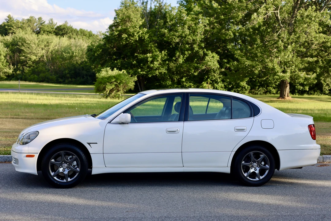 2003 Lexus GS 2nd Gen - Image 14 of 31