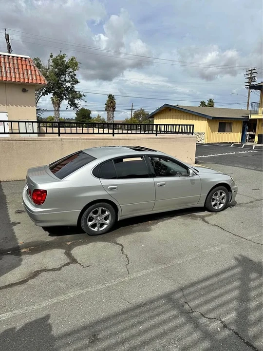 2003 Lexus GS 2nd Gen - Image 2 of 6
