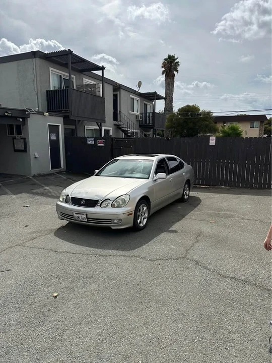 2003 Lexus GS 2nd Gen - Image 6 of 6
