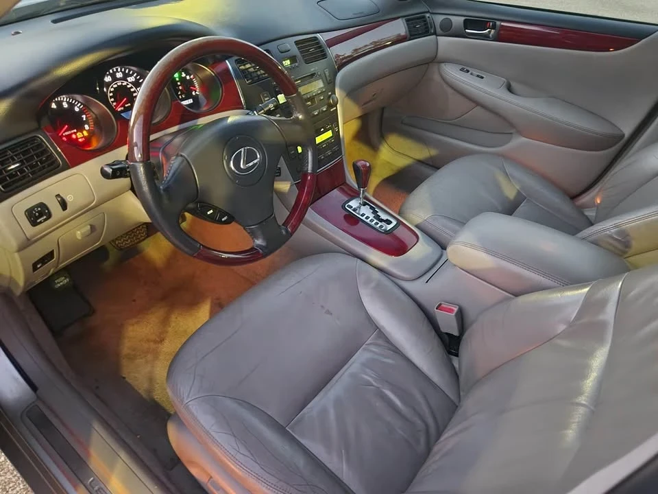 2003 Lexus GS 2nd Gen - Image 7 of 10