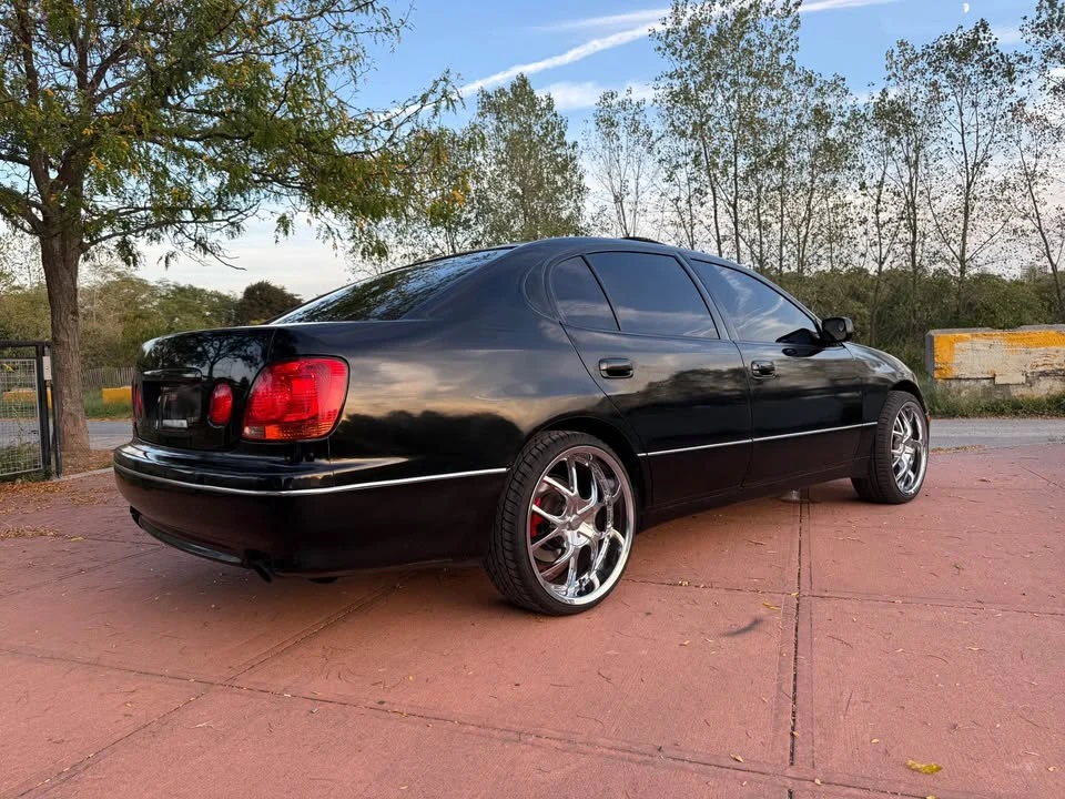 2003 Lexus GS 2nd Gen - Image 10 of 18