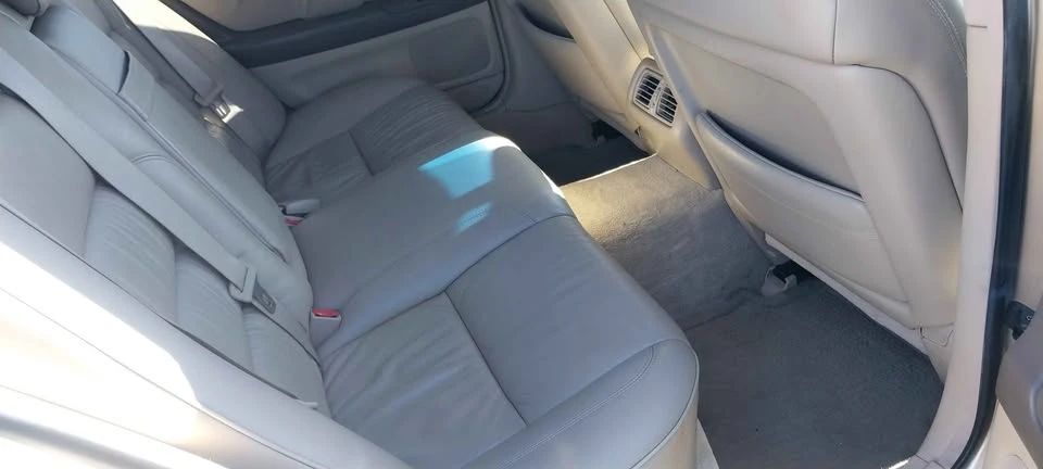 2003 Lexus GS 2nd Gen - Image 11 of 16
