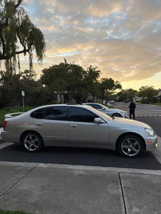 2003 Lexus GS 2nd Gen - Image 4 of 10
