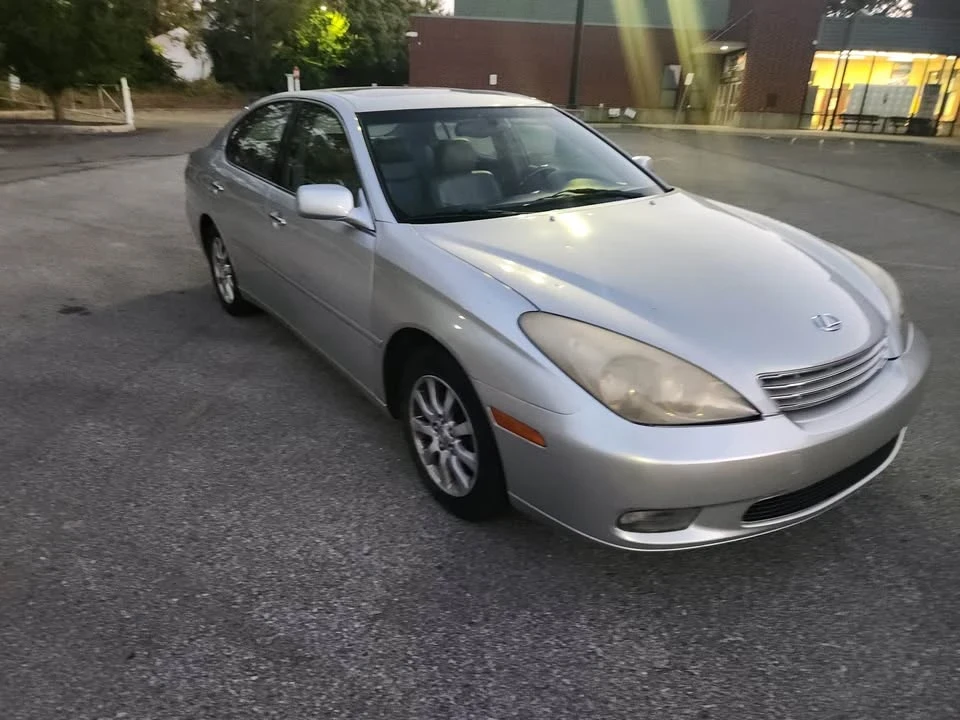 2003 Lexus GS 2nd Gen - Image 4 of 10