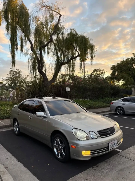 2003 Lexus GS 2nd Gen - Image 3 of 10