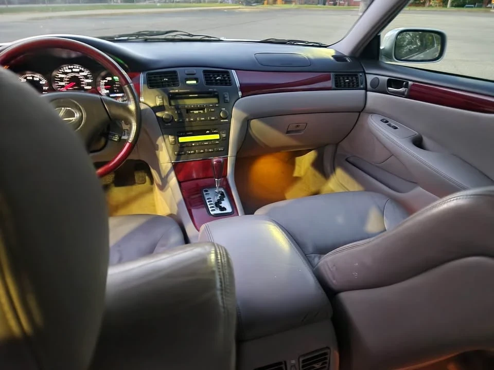 2003 Lexus GS 2nd Gen - Image 6 of 10