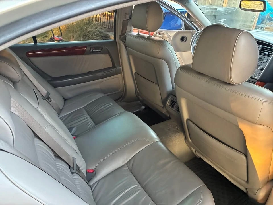 2003 Lexus GS 2nd Gen - Image 9 of 13